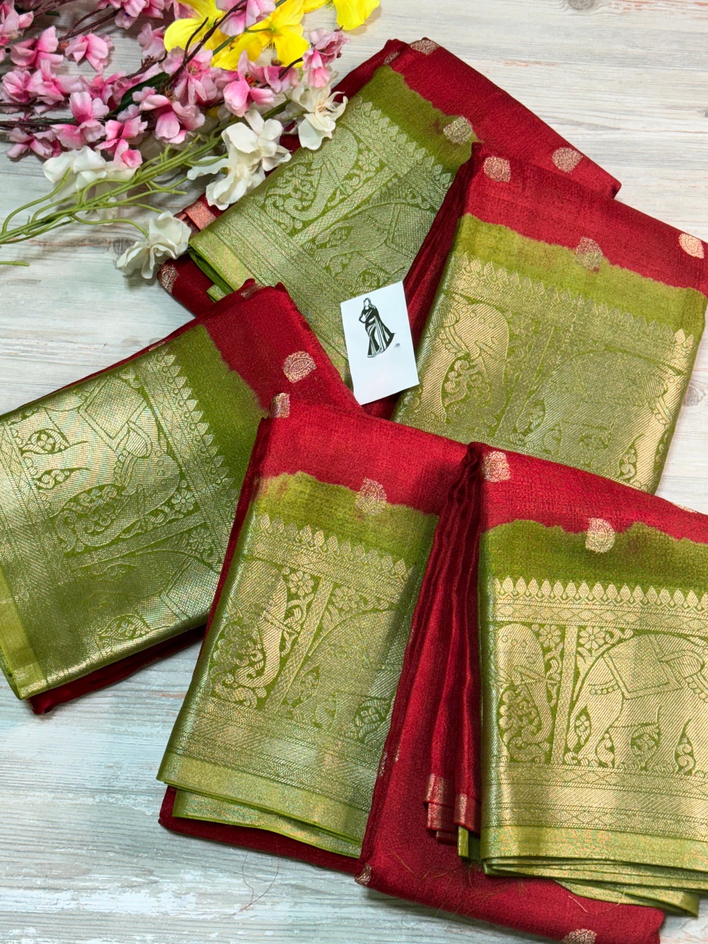 Jute saree with contrast weaving border