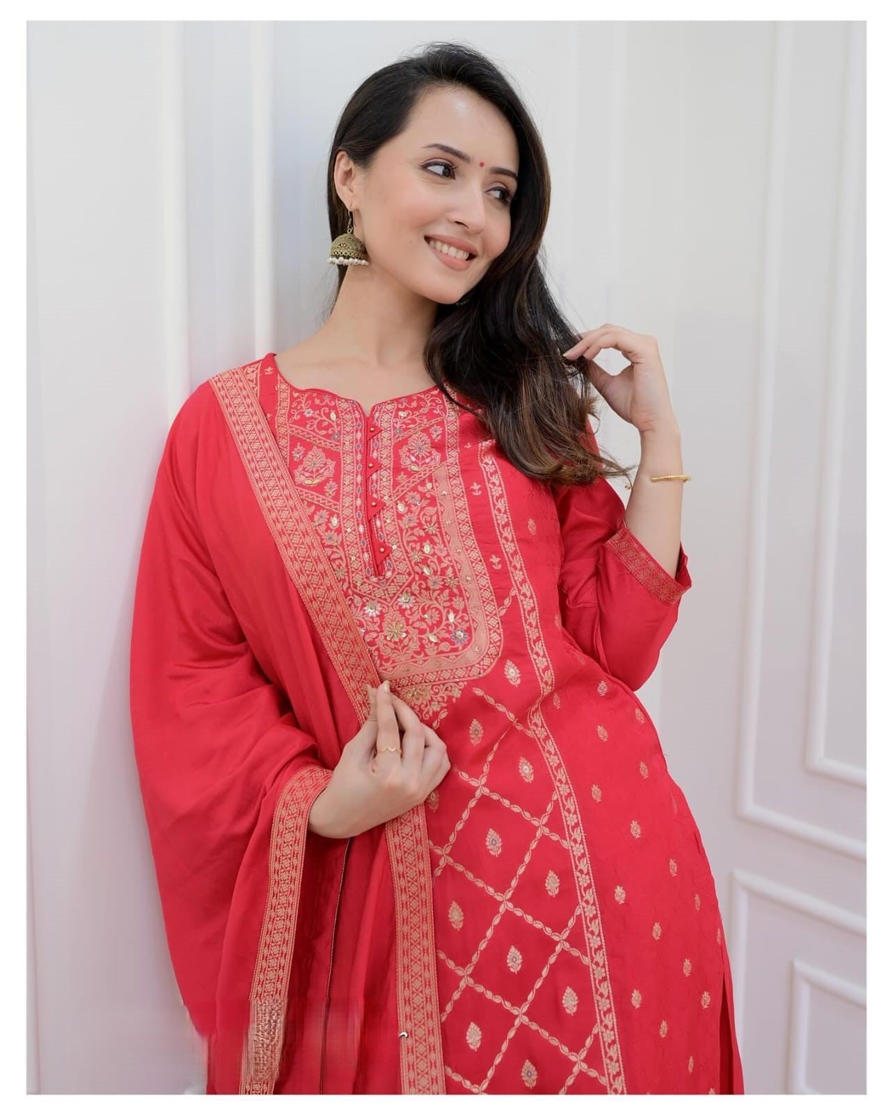 Designer Silk weaving suit (3pcs)
