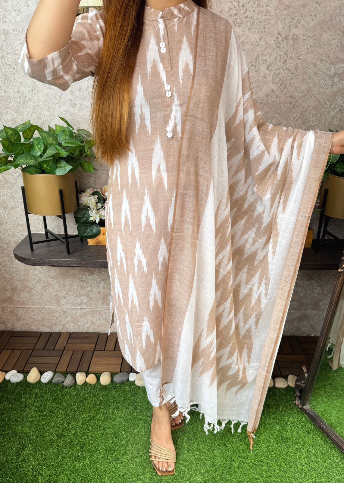 Ikkat Kurti suit