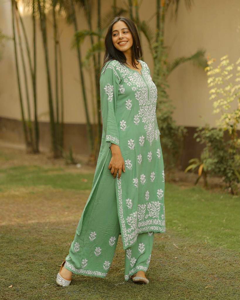 Chikankari Kurta set (2pcs)
