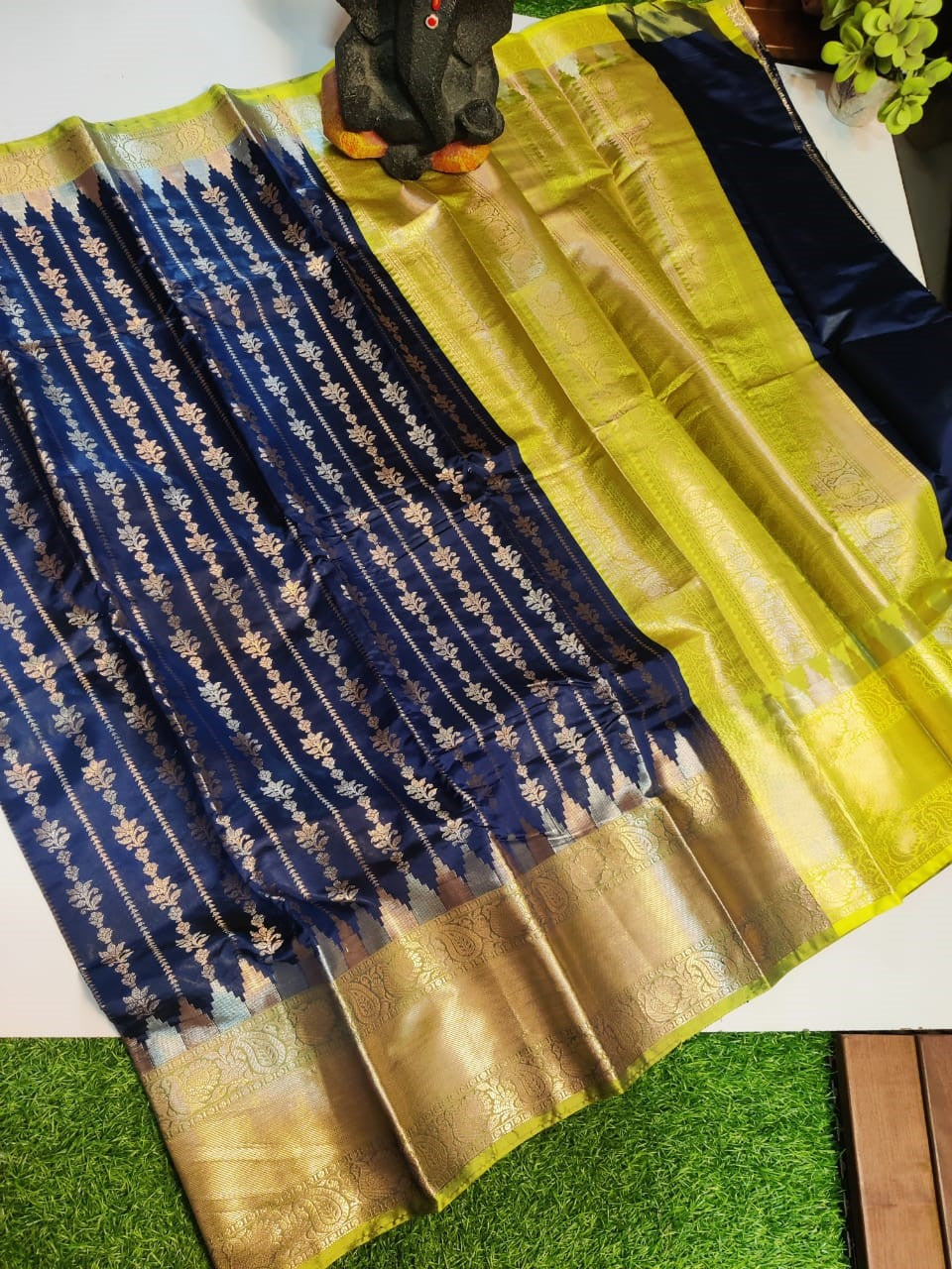 Mysore pattu Saree