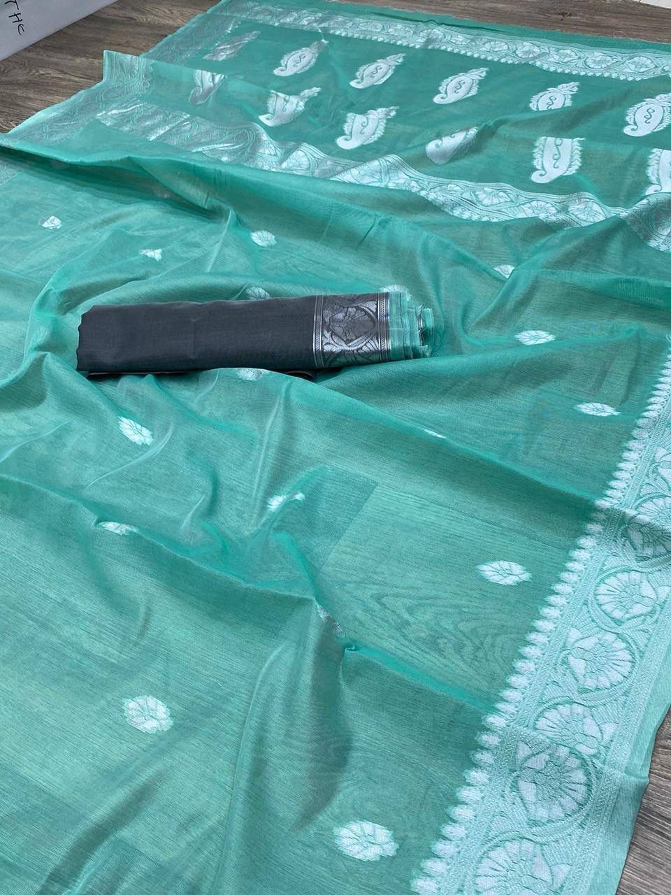 Lilan soft cotton Sarees