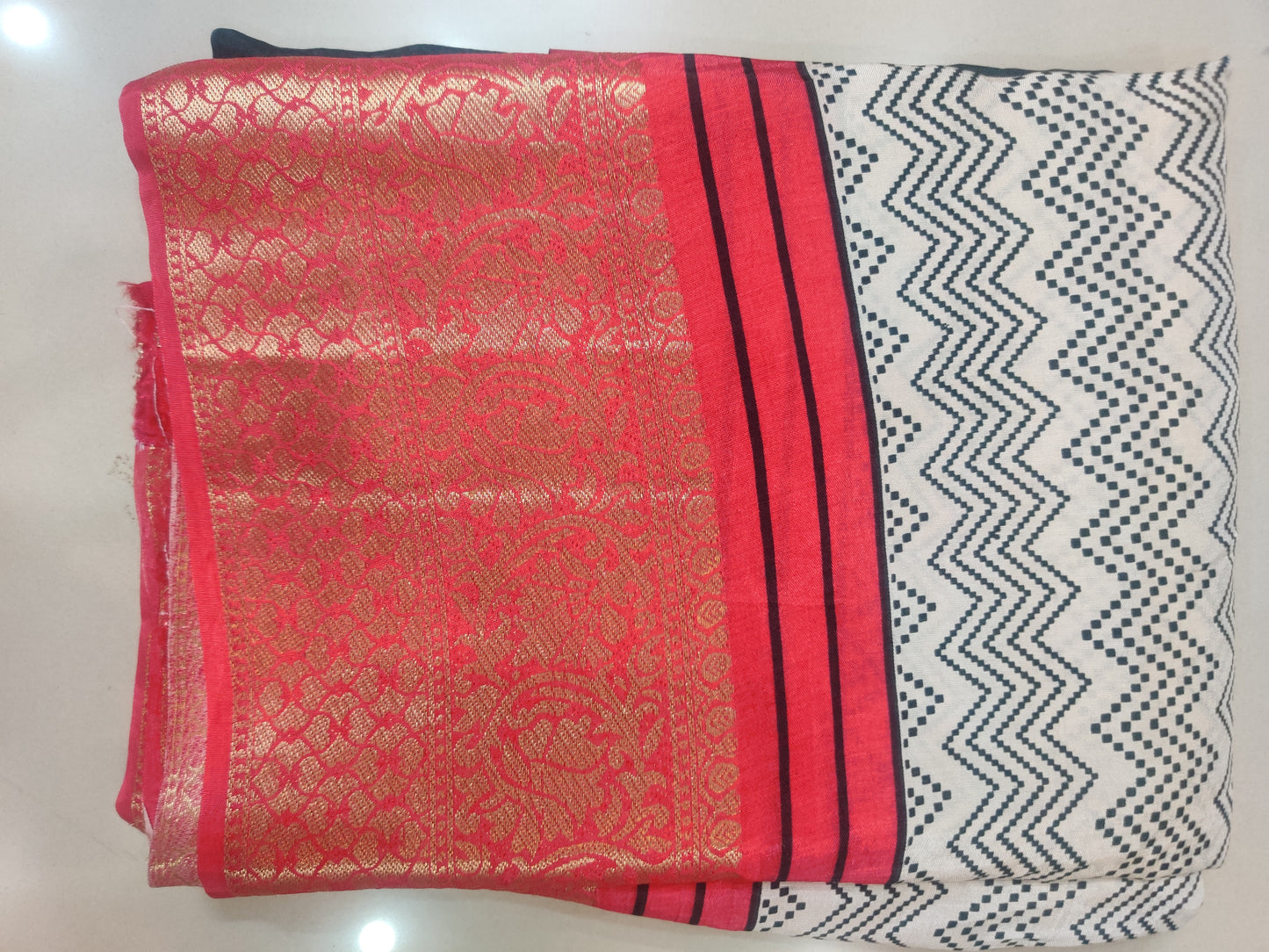 Designer Moonga Crepe with Kanchi style border