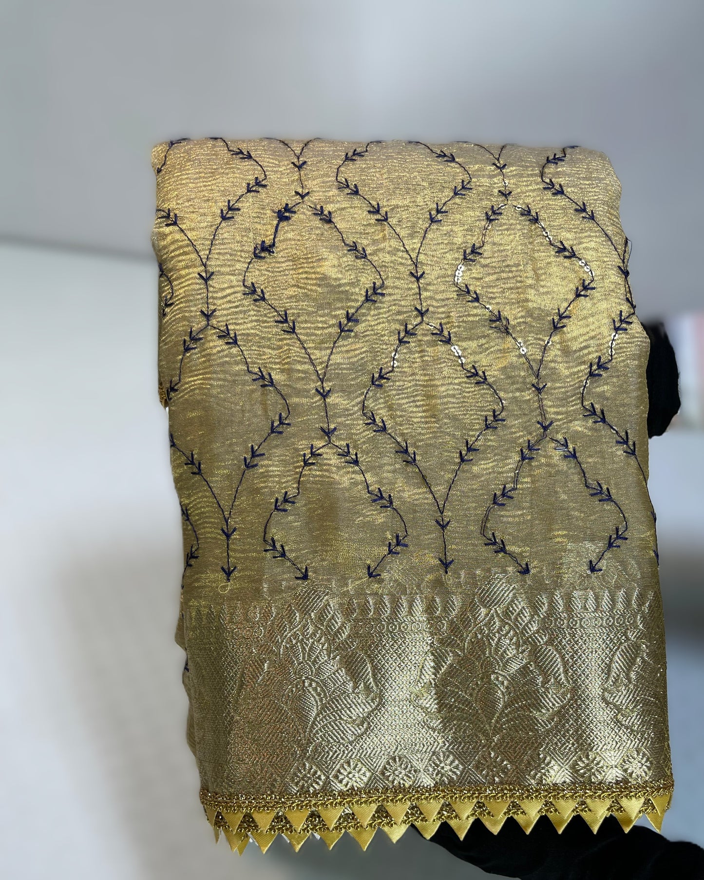 Crush Weave Saree