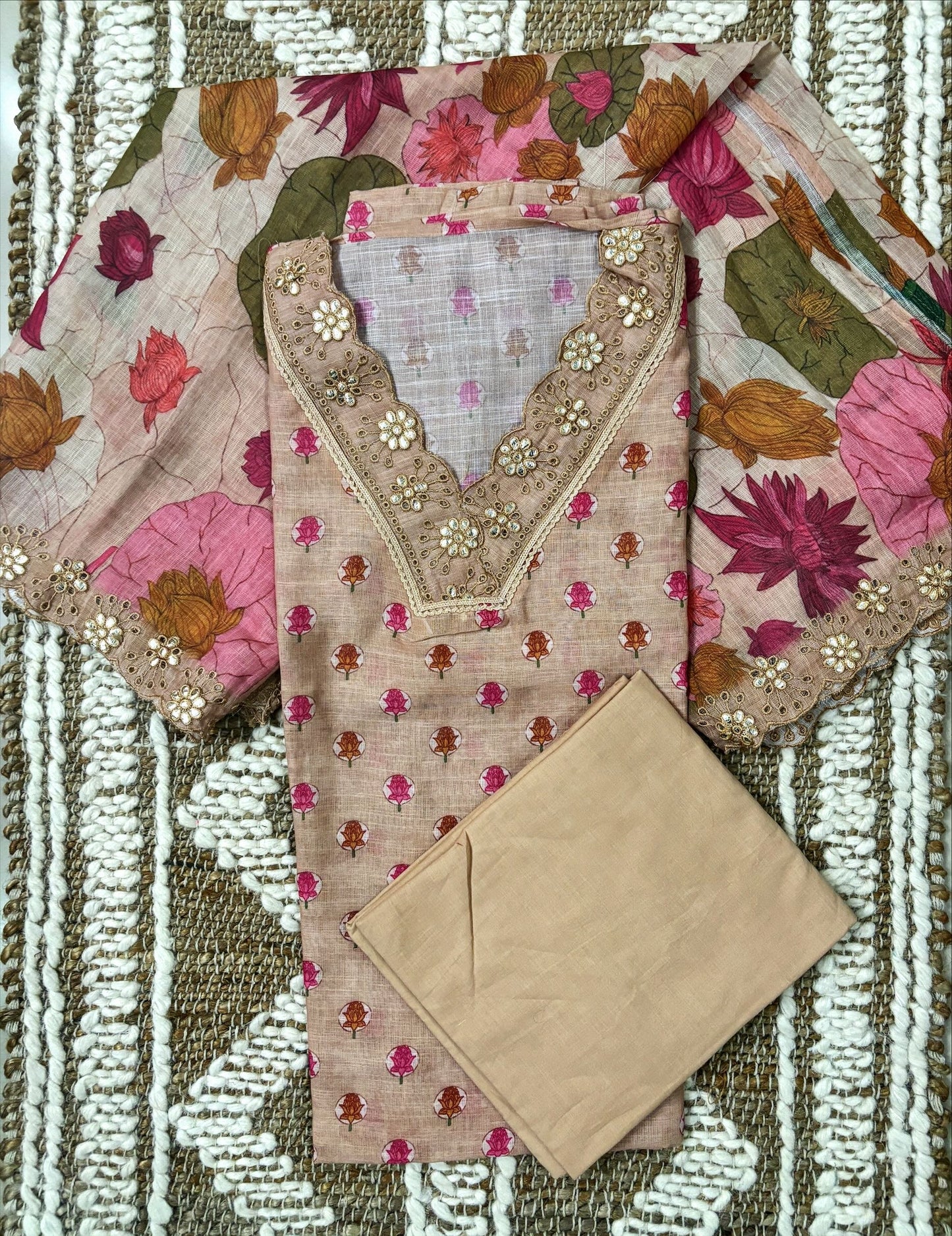 Cheeku base linen Suit